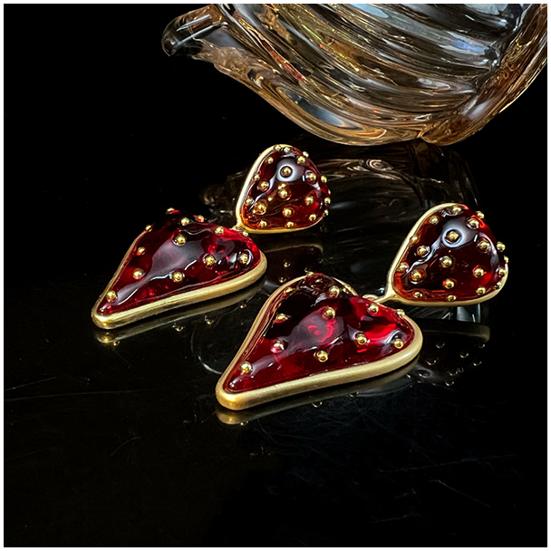 Gold plated vintage strawberry glaze earings - Millennium Muse 022