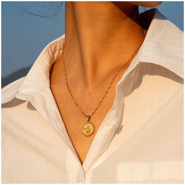 Retro necklace 18K gold titanium coin medal necklace - Timeless Radiance 050