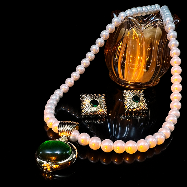 Antique pearl emerald necklace earrings set