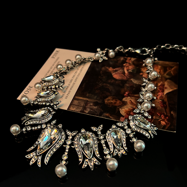 Antique zircon crystal elegant necklace