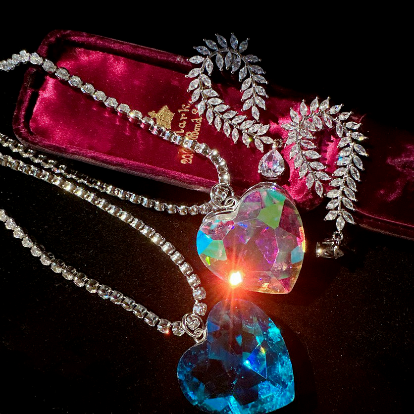 Sunset Molten Gold Ocean Heart Necklace Antique Style